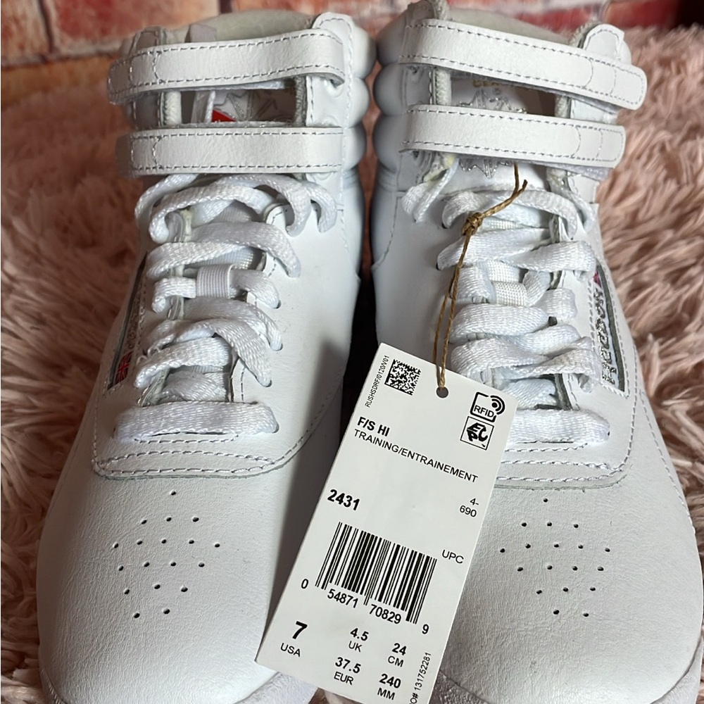 Reebok Classic White High-Tops - Picture 2 of 6